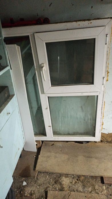 Продам пластиковое окно