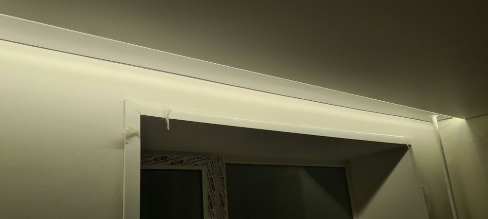 Качественные натяжные потолки.