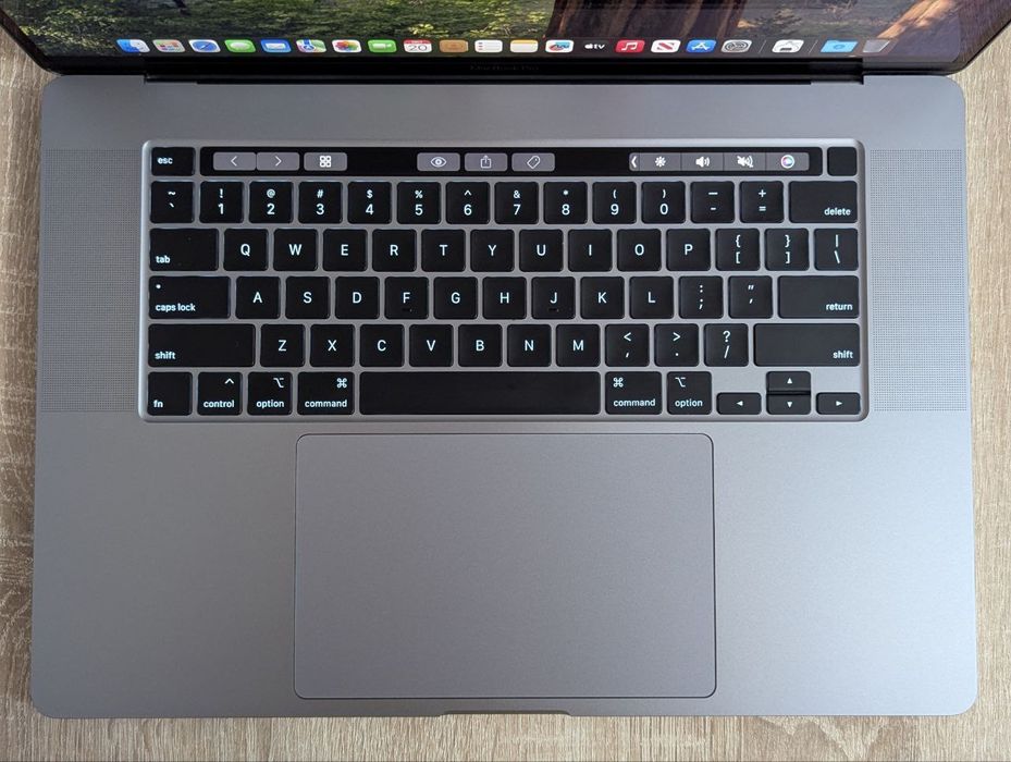Apple Macbook Pro 16" 16/512GB Touchbar