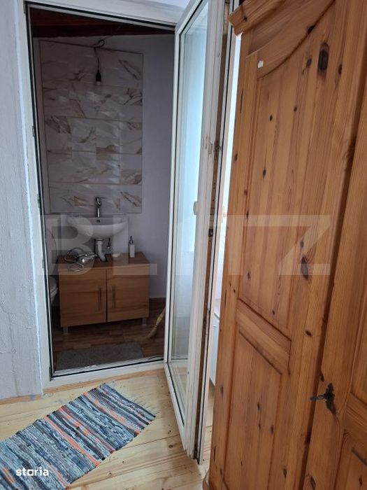 Casa de vanzare, 15 arii de teren, zona Dumitra