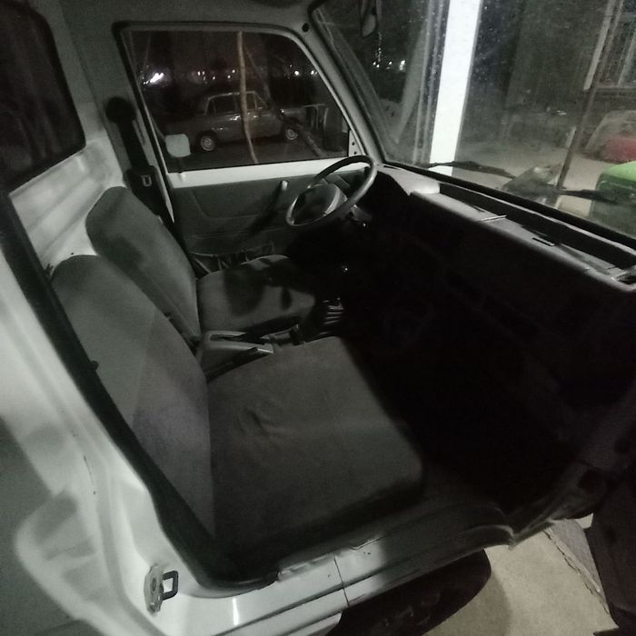 Лабо автомашинаси