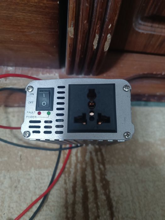 Продам преобразователь с 12v в 220v