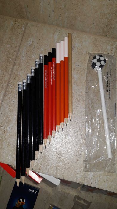 Rechizite pentru copii si obiecte de birotica ,noi.