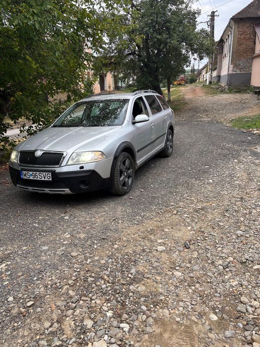 Skoda Octavia Masina functioneaza foarte bine si motorul TOP