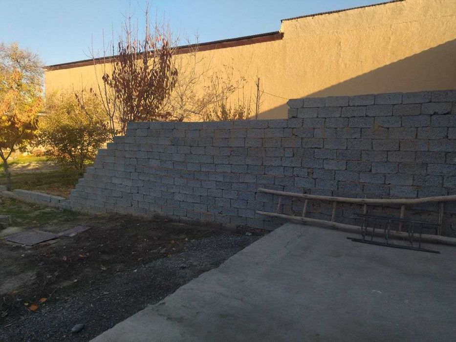 Uy sotiladi срочно продам дом