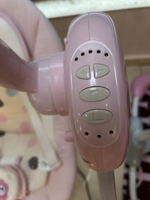 Електрически бебешки шезлонг