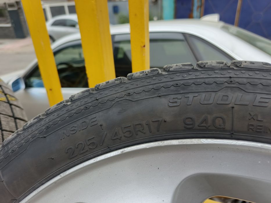 Зимняя резина 225/45R17
