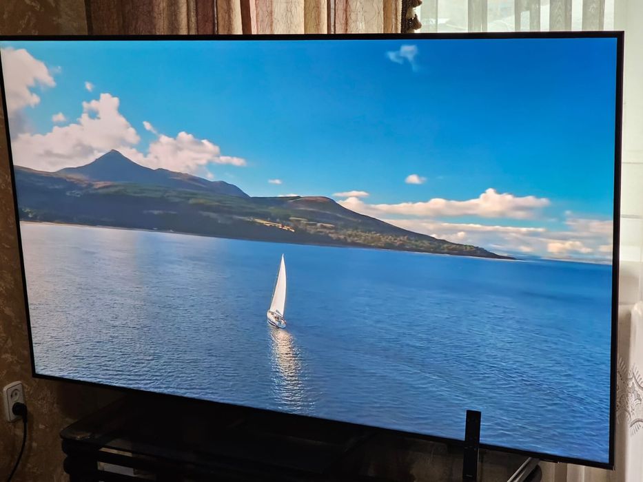 Телевизор samsung огромный