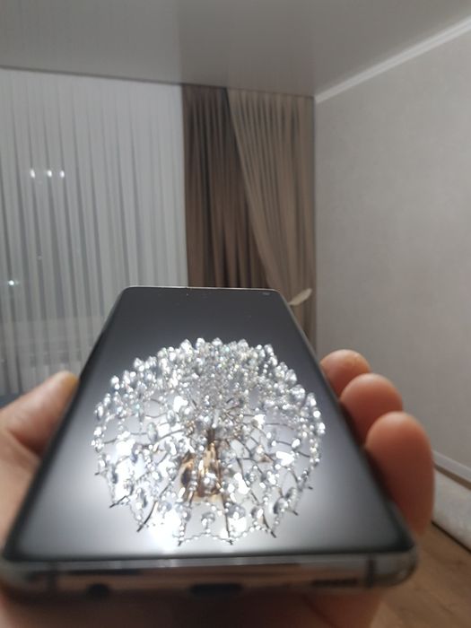 Продам телефон S10