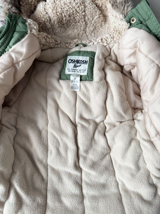 Продам детскую куртку парку oshkosh