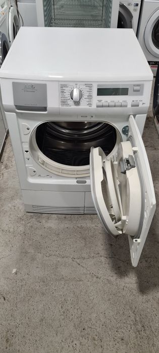 Сушилня с нагревател AEG 7кг