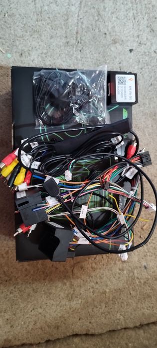 Мултимедия за кола Свалена от голф 5 плюс