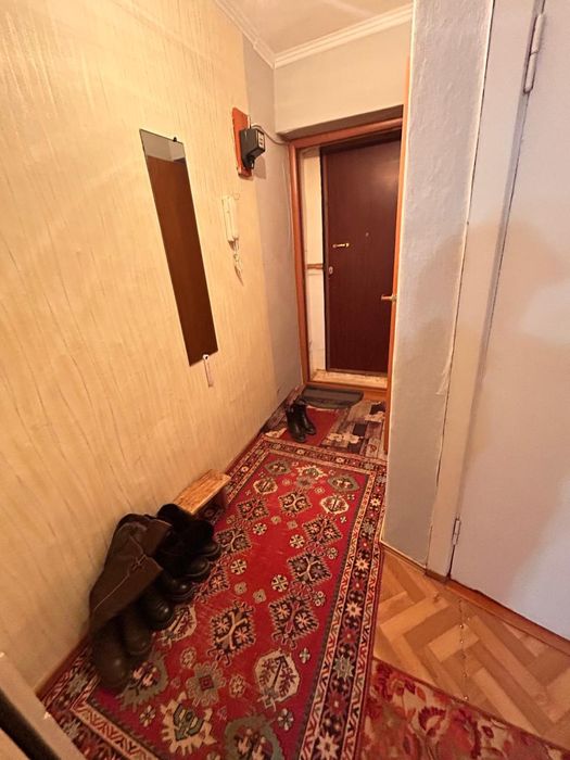 Продам 2 х. кв. 4/5 эт. 1981 гп. 8 мкр