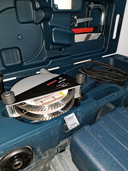 Мини багер Ямбол.Услуги с мини багер и самосвал