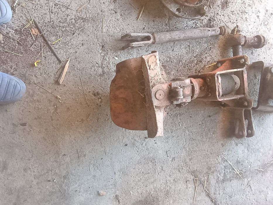 Vând piese U650 second