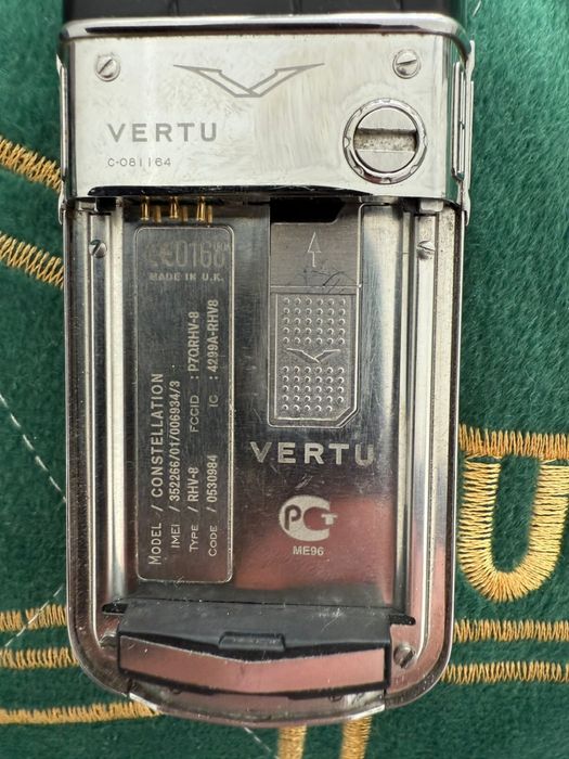 Vertu constellation телефон