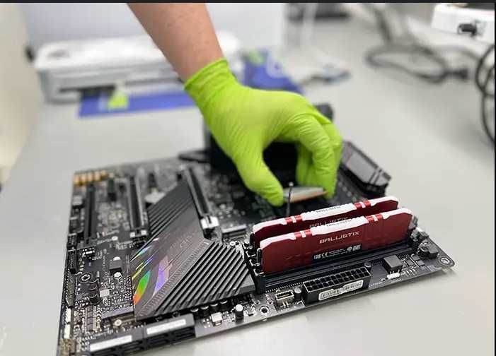 Servicii curatare/upgrade/schimbare pastă termică laptop/pc/ps4-5/xbox