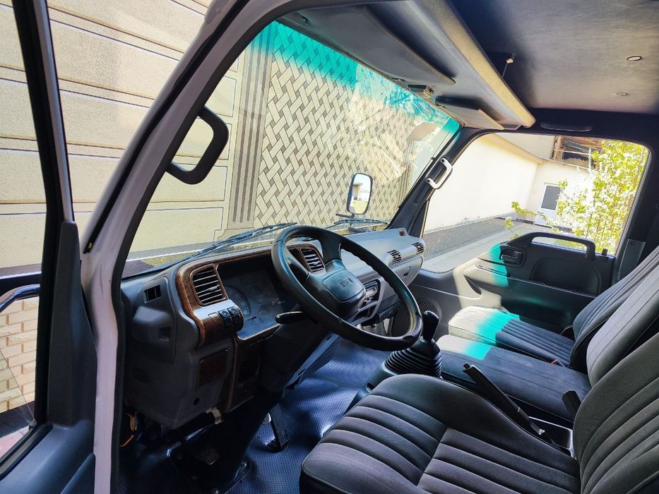 Isuzu  NQR 71 yilii 2018