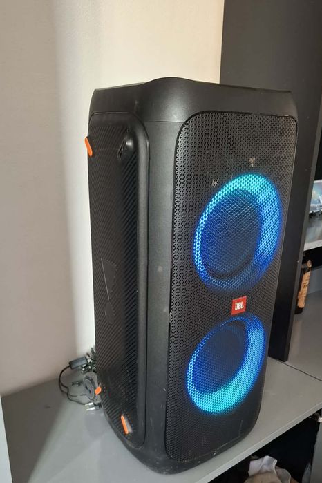 Vând boxa jbl 310