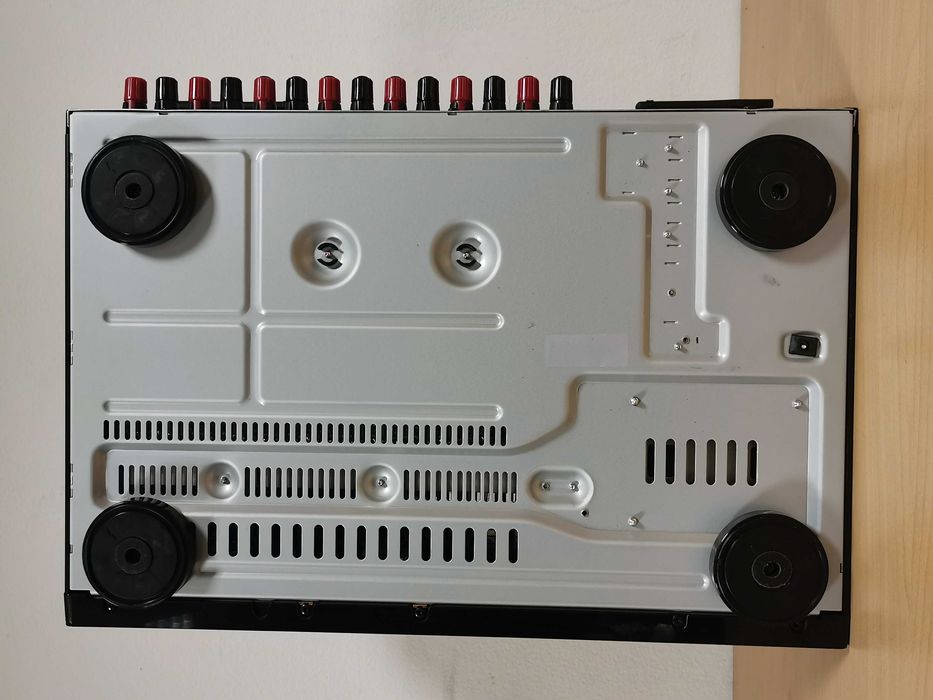 Denon AVR-X 1300W 7.2-канален усилвател