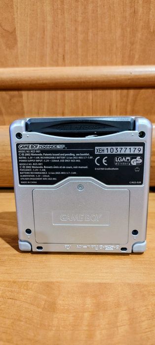 Carcasa Pikachu + Gameboy sp