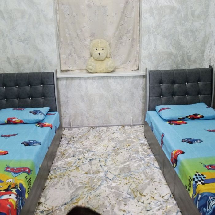 Hovli sotiladi Farxod sqvxozda