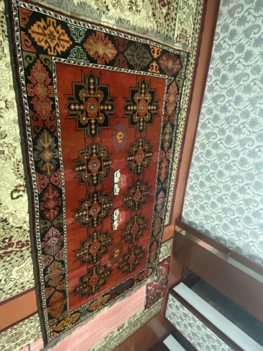 Продается ковер.