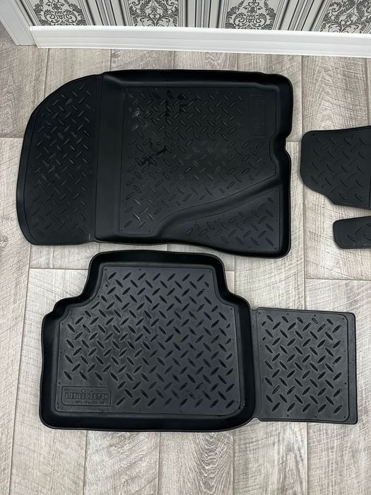 Коврики, полики Honda Civic 4D