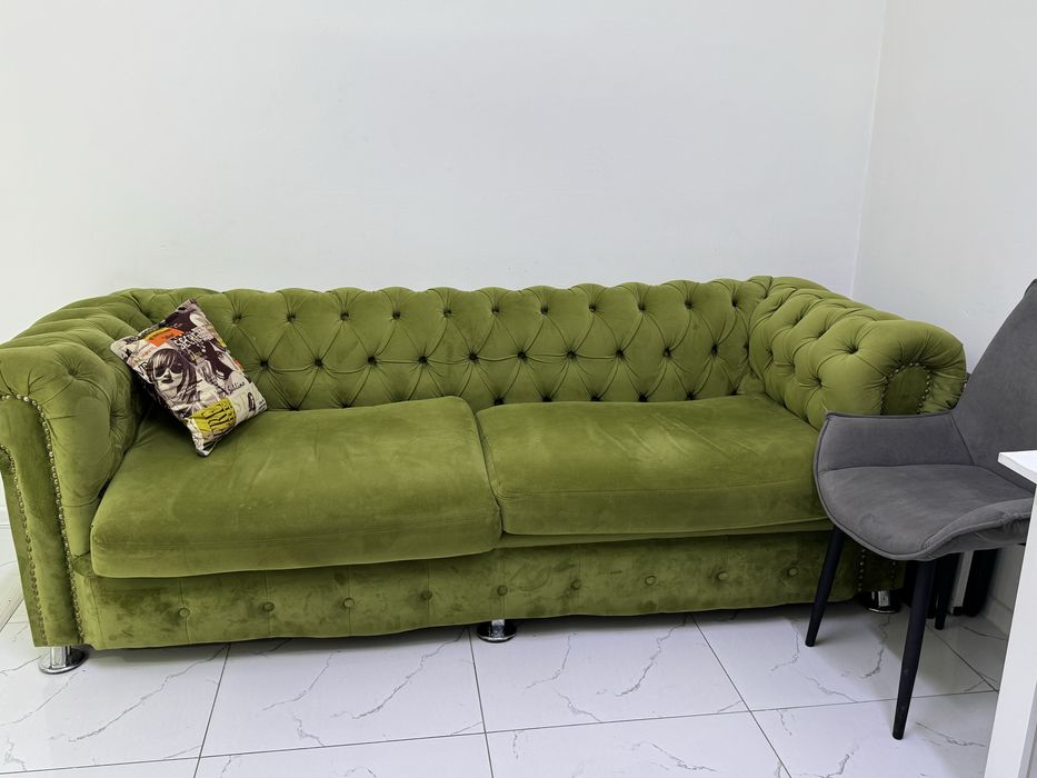 Диван честер зеленый