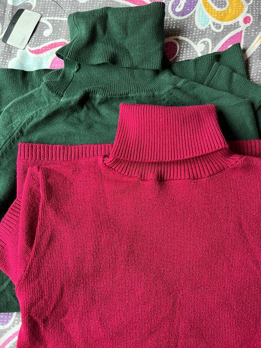 Нови с етикет. Блузи с висока яка, различни цветове, размер S-L.