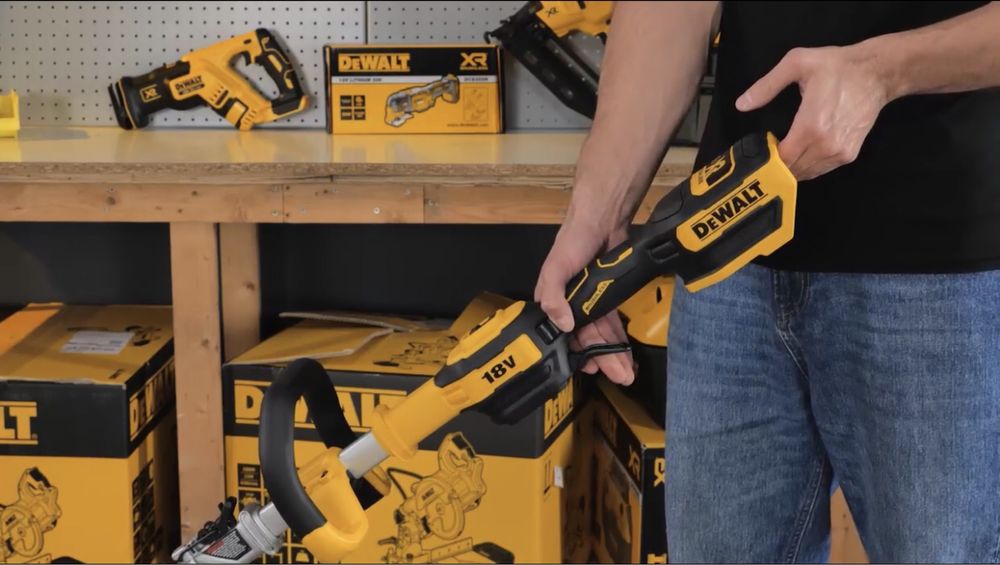 Косачка Тример DeWalt DCMST561N-XJ 18V Solo