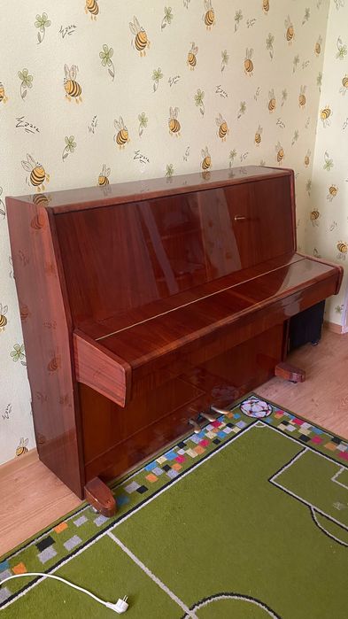 Продам фортепиано “Кавказ”