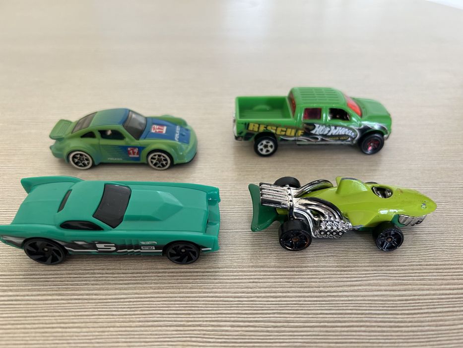 Hot wheels  машинки оригинал гонки