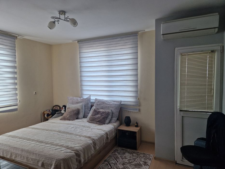 Продава се Тристаен апартамент в Асеновград - 110 кв.м за 742 €/кв.м - Снимка #8