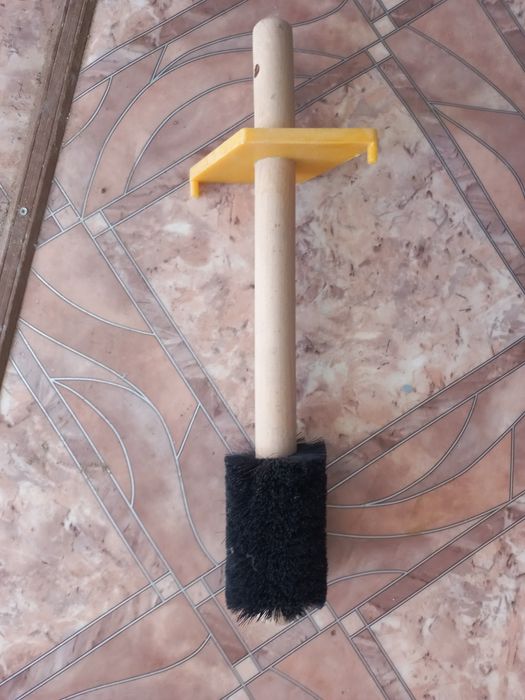 Продам Вд-40 и Щетка