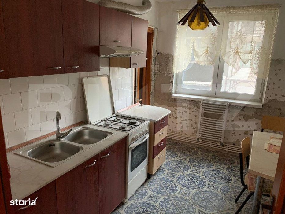 Apartament 4 camere, 91mp, 2 bai, zona Cetate, etaj 1, garaj+boxa — fotografia 1