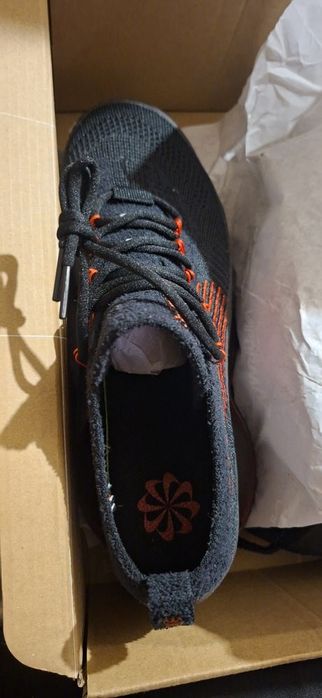 Nike scorpion universiti red (originali) nr 44  nepurtați