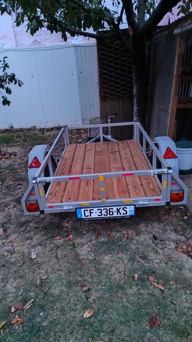 vand remorca auto