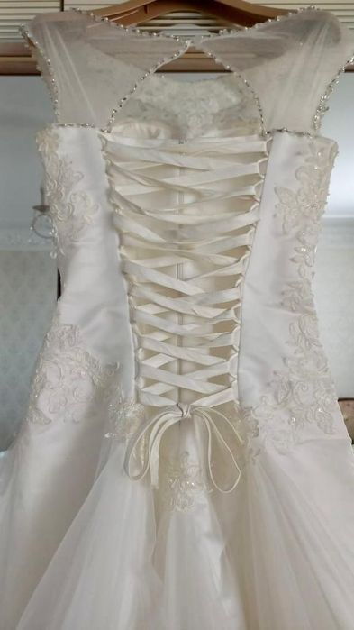 Продам свадебное платье