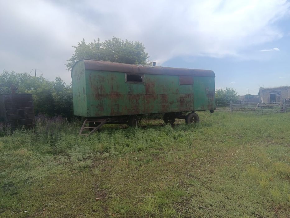 Продам мтз 80,вагончик