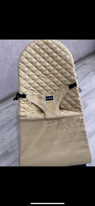 Продается шезлонг