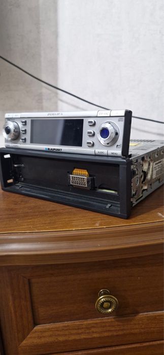 Продам автомагнитолу Blaupunkt Bremen MP76