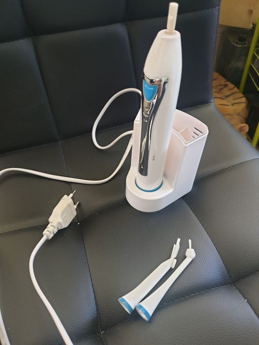 Сензорна електрическа четка за зъби