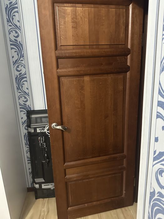 Двери продам срочно межкомнатные
