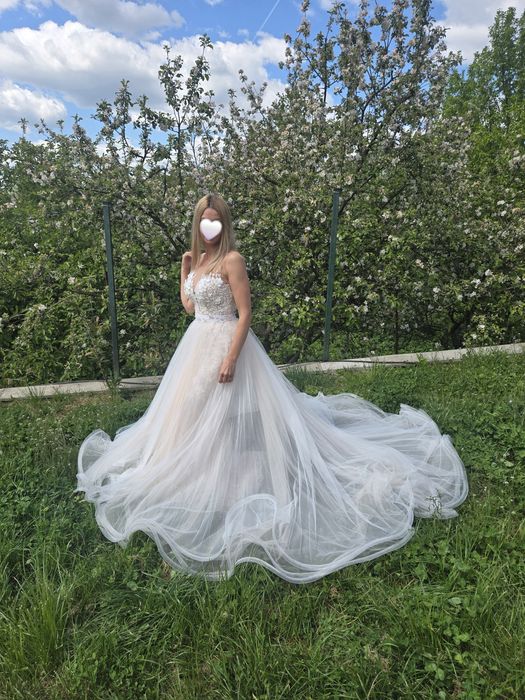 Rochie de  mireasa 2 in 1 noua