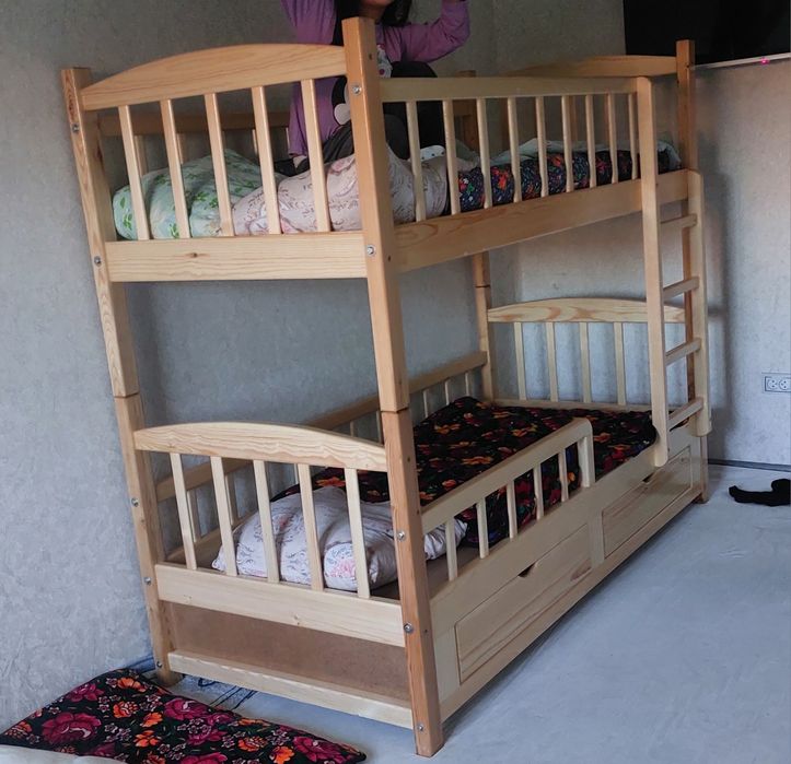 Болалар йотоги сотилади 180/90.холати янги