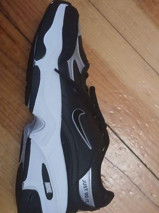 Маратонки NIKE Намаление