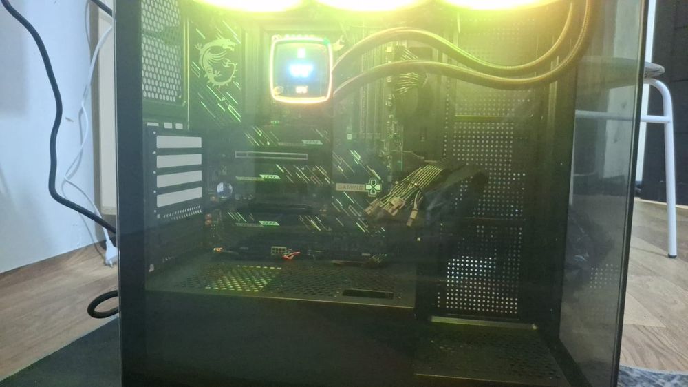 Игровой компьютер msi ultra 9/32gb/2Tb