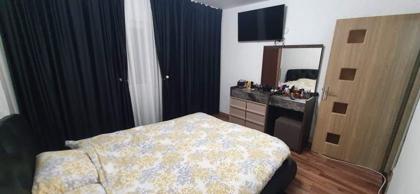Apartament 4 camere
