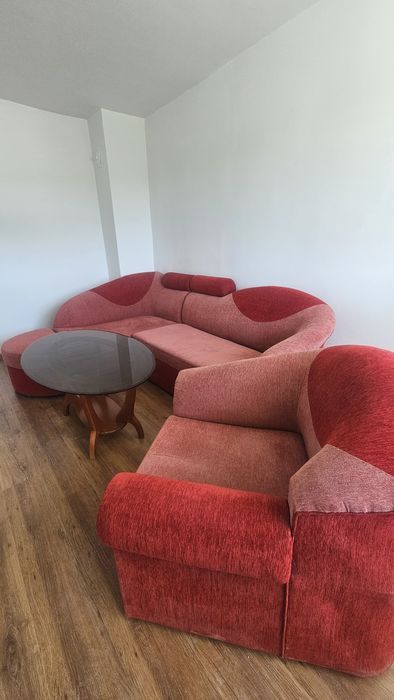 Диван с ракла и функция сън + Маса